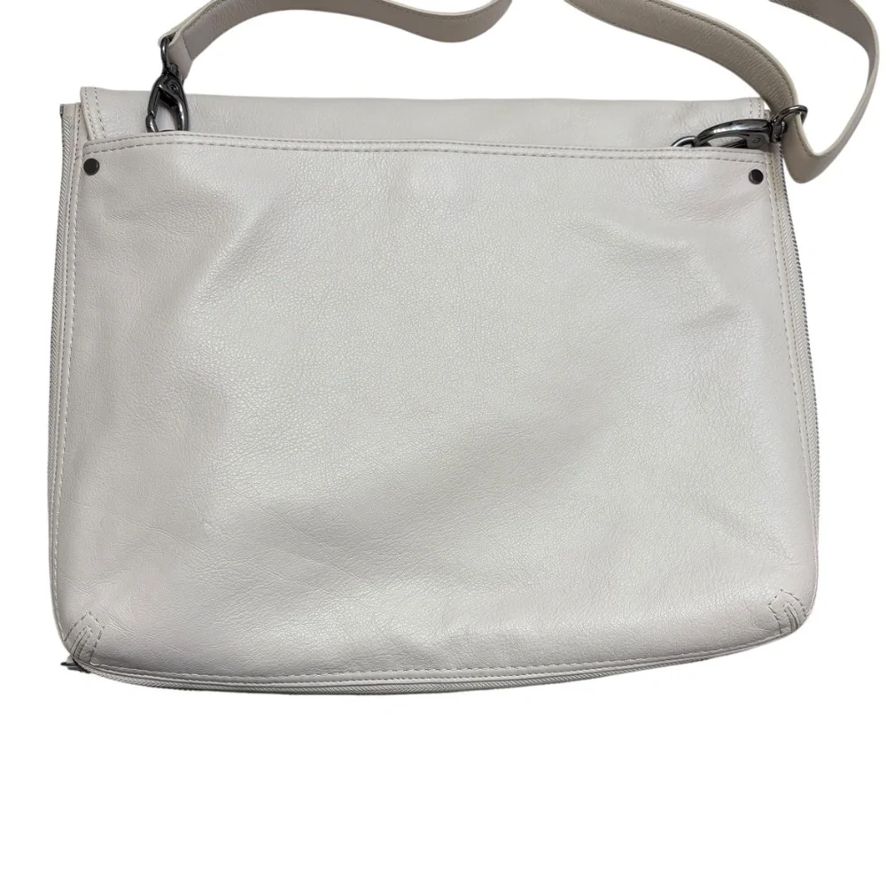 Levenger white leather messenger briefcase laptop bag